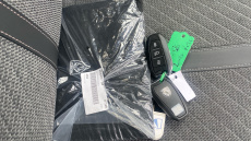 Peugeot 208 1.2 PureTech 100 Allure 5dr Petrol Hatchback